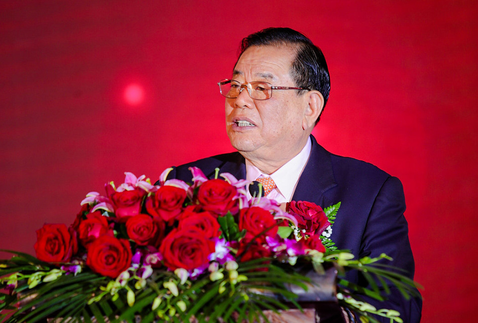 emc易倍人将用心坚守使命,<br>为实现梦想不惧栉风沐雨、砥砺前行。